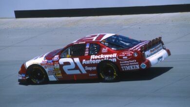 denni hemlin derzhitsya chtoby vyigrat daytona 500 vtoroj raz 5d950e806cf6d