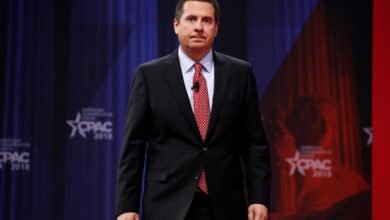 devin nunes stalkivaetsya s tyazheloj bitvoj v svoem iske protiv twitter 5d94acb297a57
