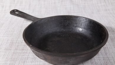 kak vosstanovit rzhavuyu chugunnuyu skovorodu za 5 prostyh shagov 5d94a9130fdab