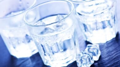 Можно ли пить дистиллированную воду