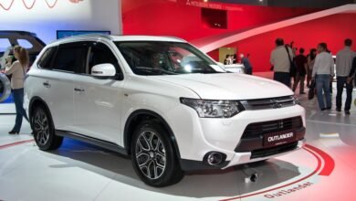 obnovlennyj mitsubishi outlander zametili bez maskirovki 5d94bd7d03c4c