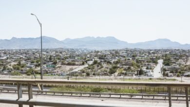 pogranichnyj patrul boretsya s pritokom migrantov v el paso shtat tehas 5d94a9b6c7e63