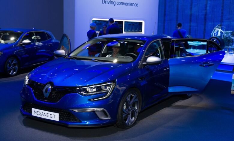 Renault Megane теперь в версии седан 1 renault megane teper v versii sedan 5d94bba41413e