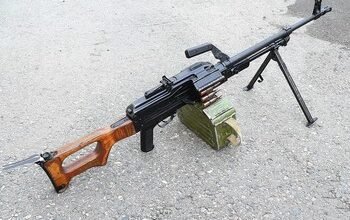 ssha nachnut proizvodit pulemet kalashnikova 5d94b35aaed41