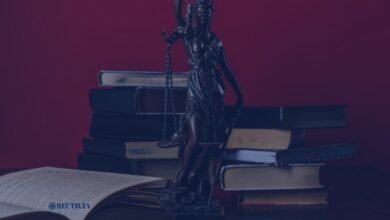 Неработающие люди во Флориде подали иск и требуют компенсации, за непредоставление пособий по безработице.
