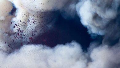 v indonezii nachalos izverzhenie vulkana gamalama 5d94c03f75e90
