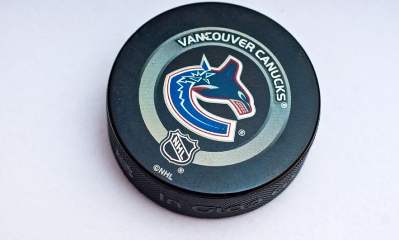 Vancouver Canucks выиграл у Pittsburgh Penguins со счетом 5:0 1 vancouver canucks vyigral u pittsburgh penguins so schetom 50 5d951326c8115