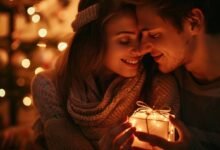 Романтичний подарунок для коханої жінки, ніжний момент удвох